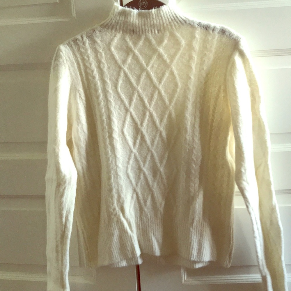 Brandy Melville Knit Sweater